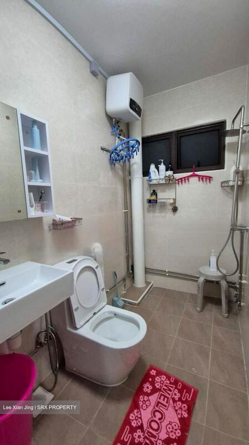 Blk 454 Hougang Avenue 10 (Hougang), HDB Executive #479761551